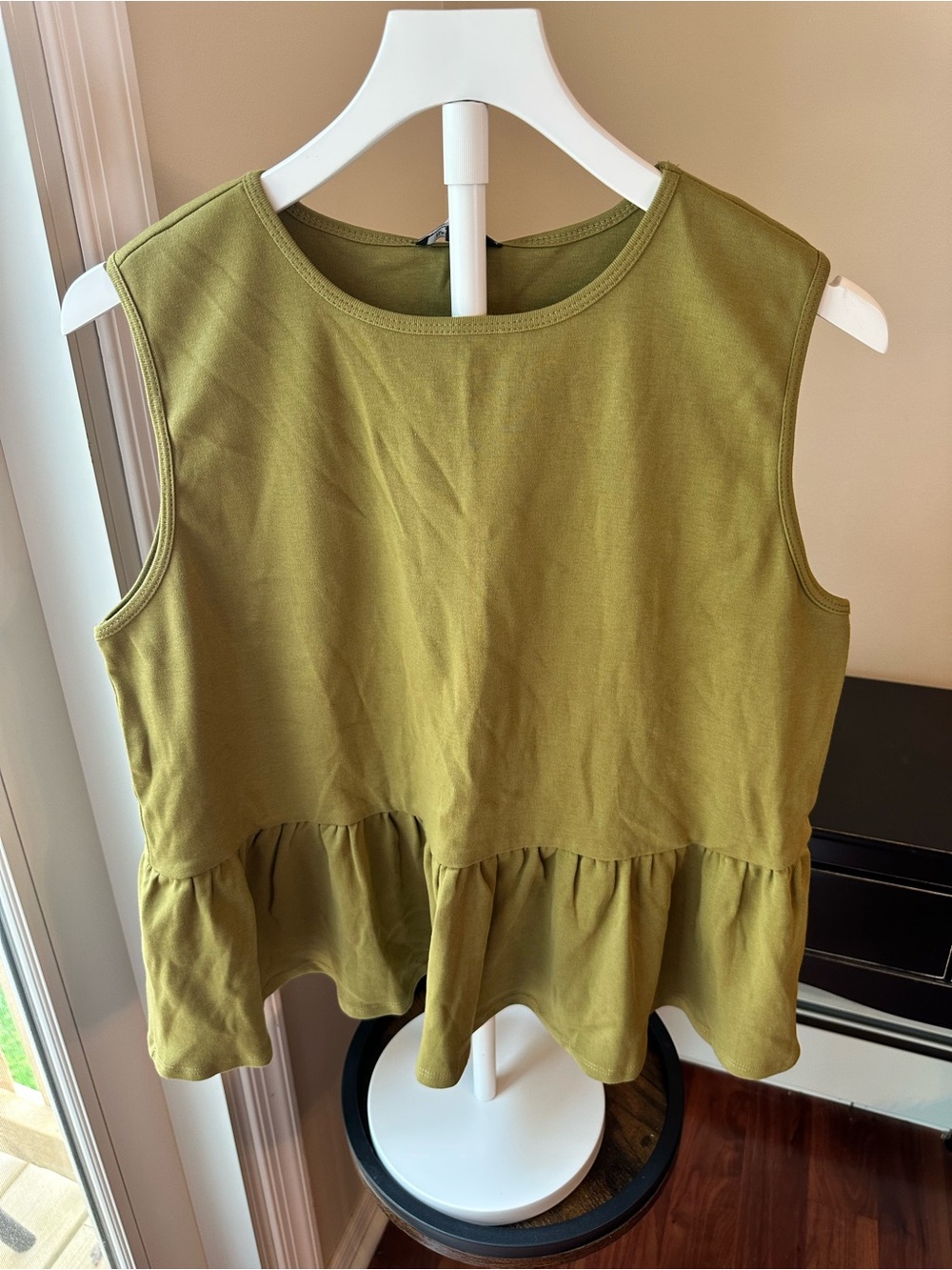 Olive Green Sleeveless Peplum Top - Size XL Issac Mizrahi NWT